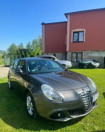 biała Alfa Romeo Giulietta cena 27000 przebieg: 105000, rok produkcji 2011 z Biała